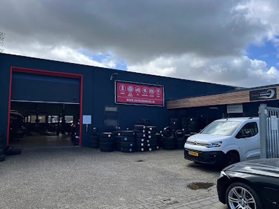 Kroon Banden Amsterdam Zuidoost