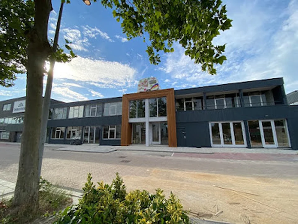 Outside Inn