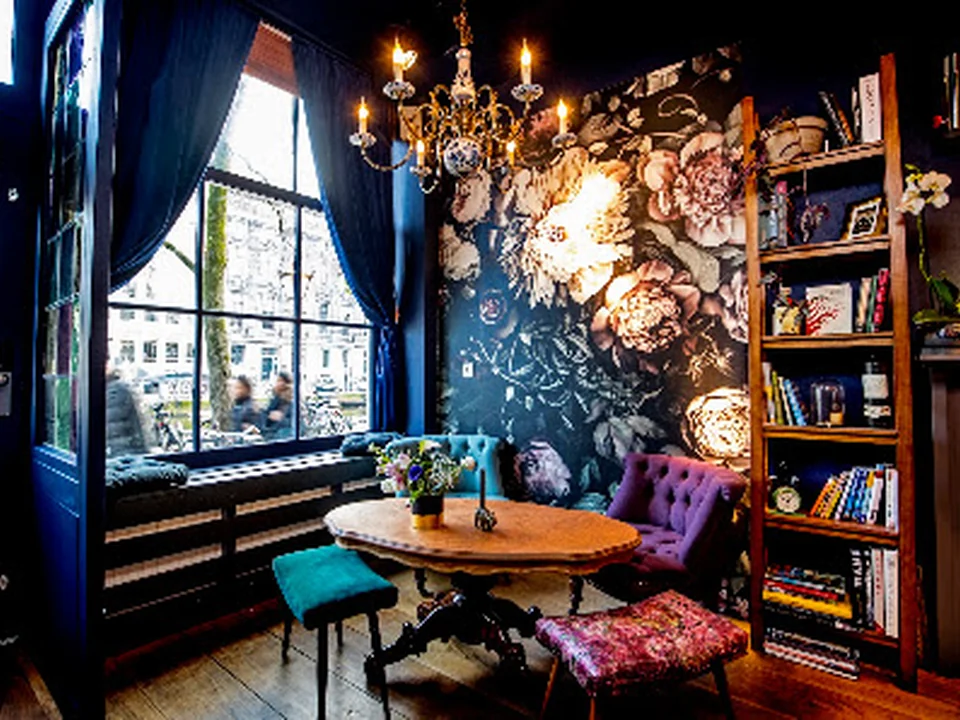 Rosalia's Menagerie Cocktailbar
