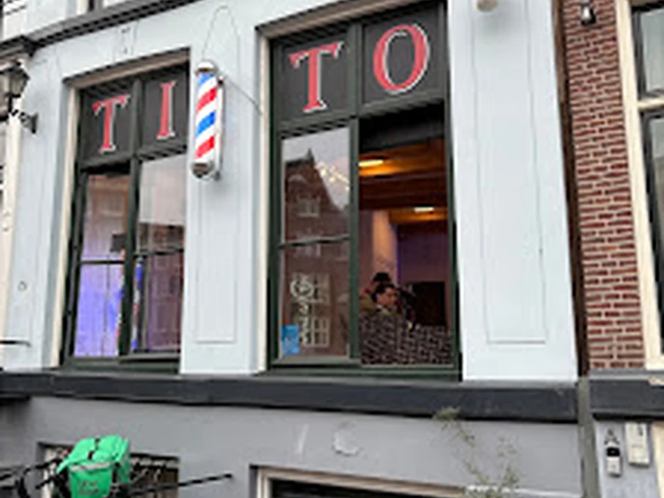 Tito Barber Bar