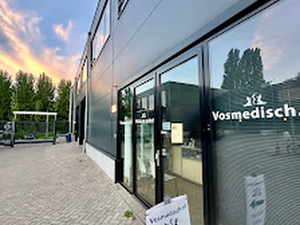 Vosmedisch.nl - A. Vos en Zoons, Amsterdam