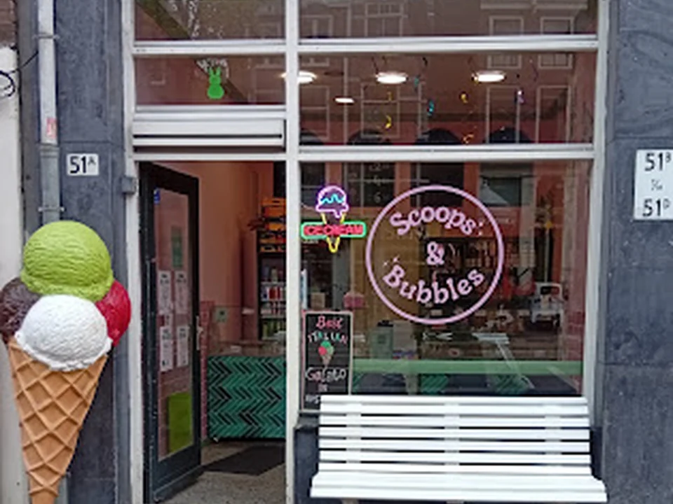 Scoops and Bubbles, Amsterdam