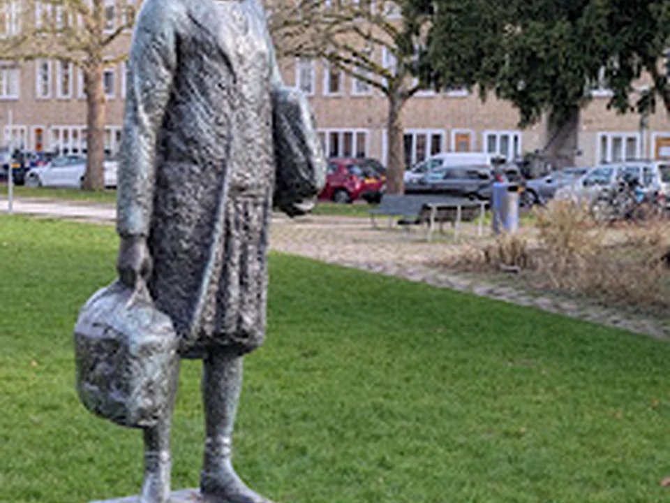 Beeld van Anne Frank, Amsterdam