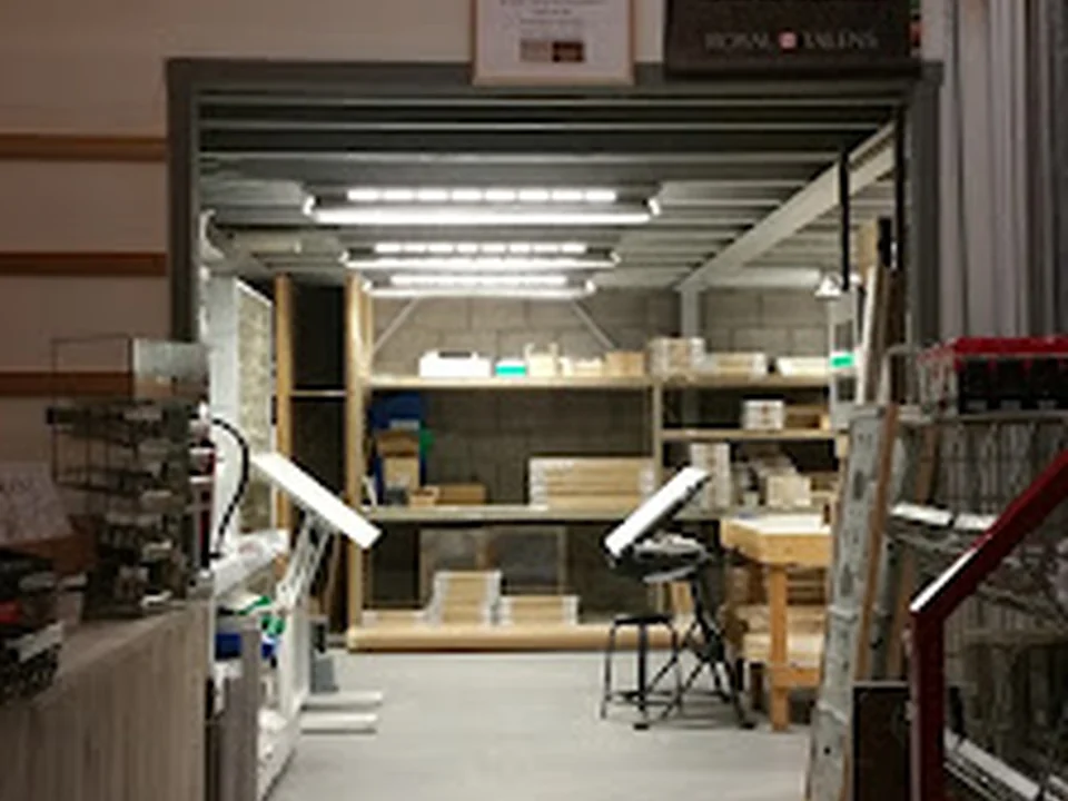 Van der Linde, Amsterdam