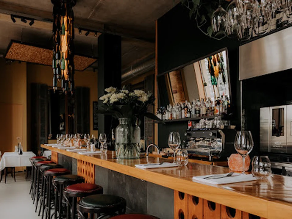 Wijnbar Vindict, Amsterdam