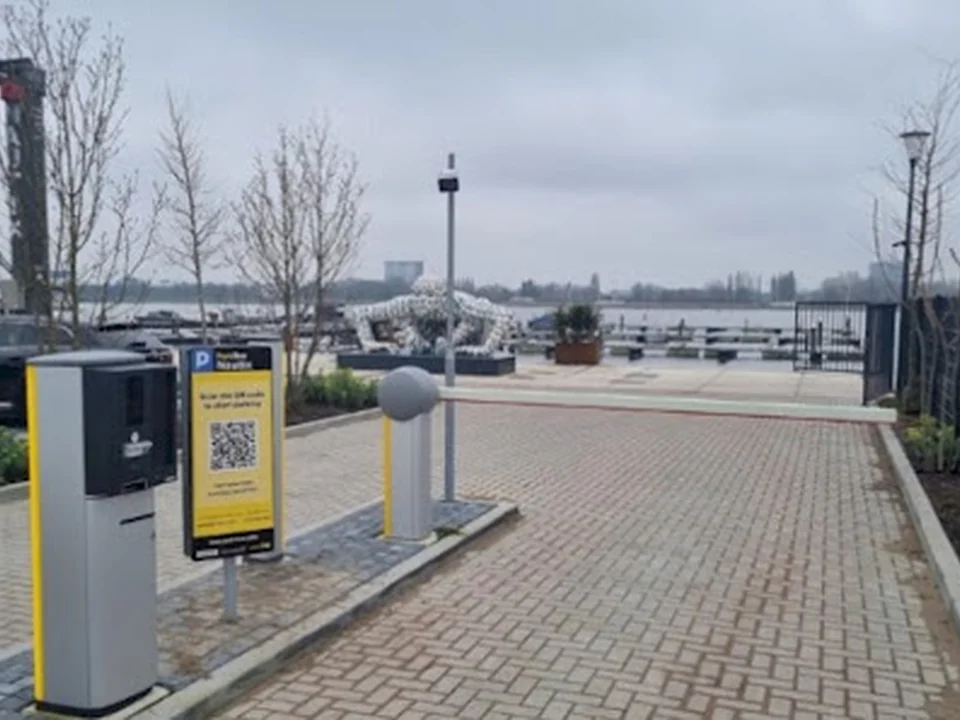MOBIHUB | P+R - Nautix Zeeburg, Amsterdam