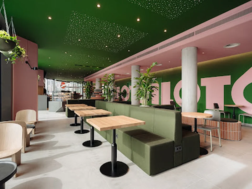 LOT61 Amsterdam Centraal Station
