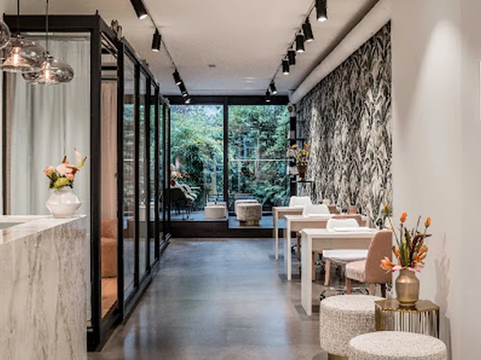 Dermathority, Amsterdam