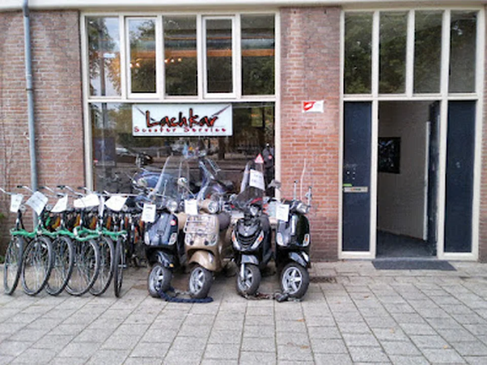 Lachkar scooter service, Amsterdam