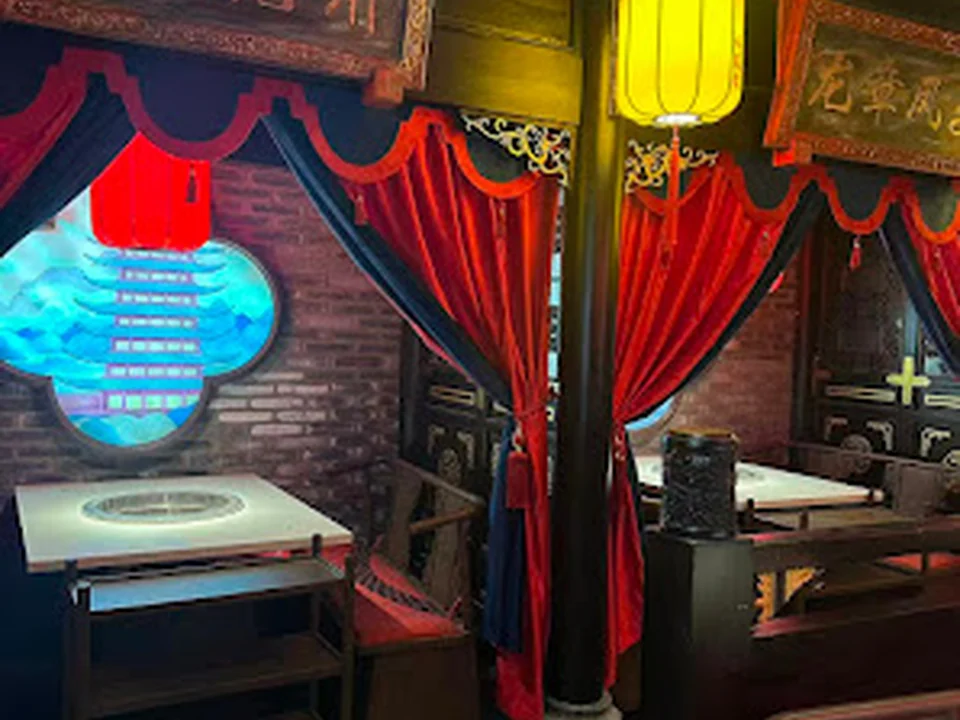 Xiao Long Kan Hot Pot Amsterdam 小龙坎 (Shoo Loong Kan)