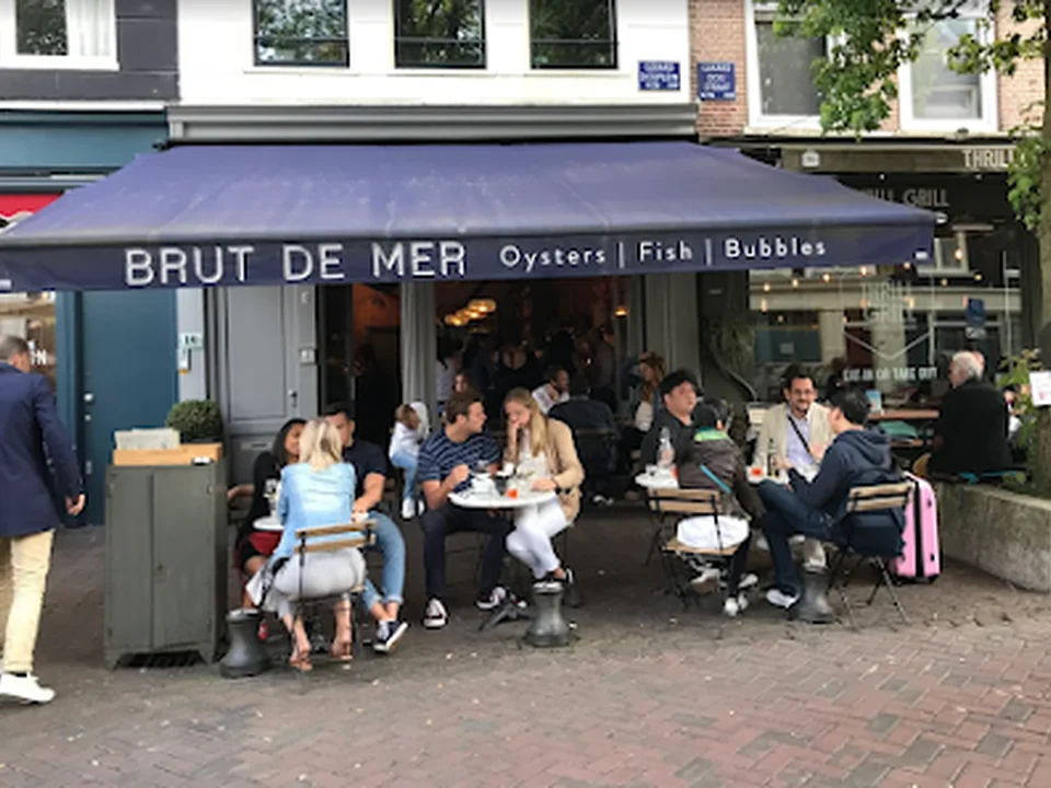 Brut de mer, Amsterdam