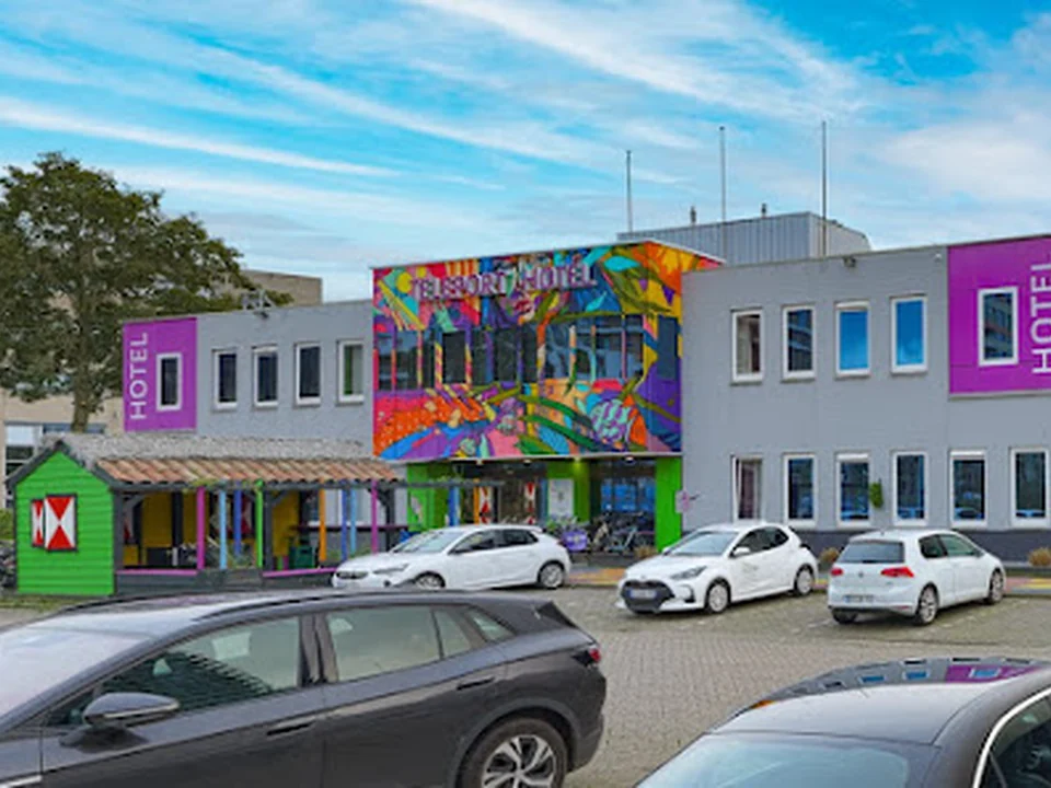 Amsterdam Teleport Hotel - Free parking