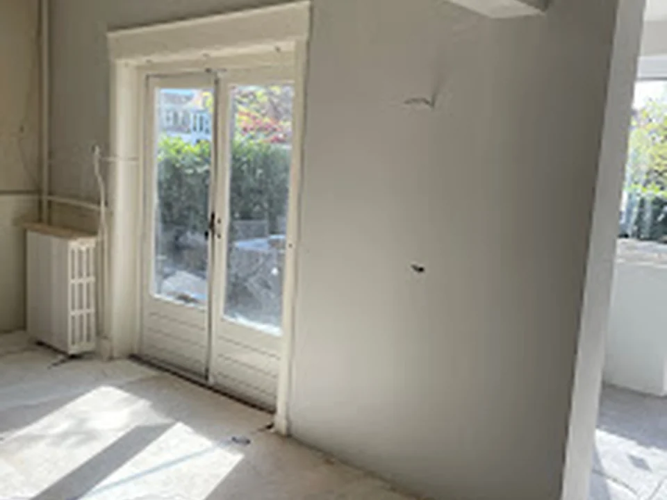 Deni Stukadoor, Amsterdam
