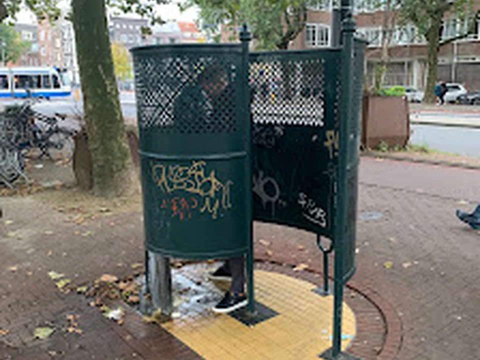 Openbaar urinoir, Amsterdam