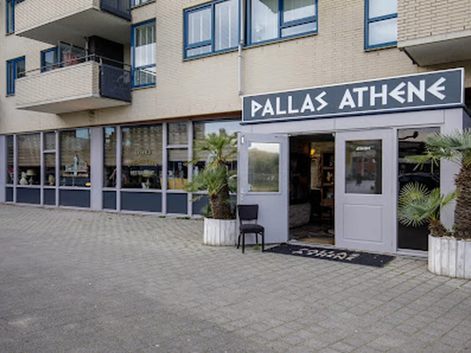 Pallas Athene 🇬🇷, Amsterdam