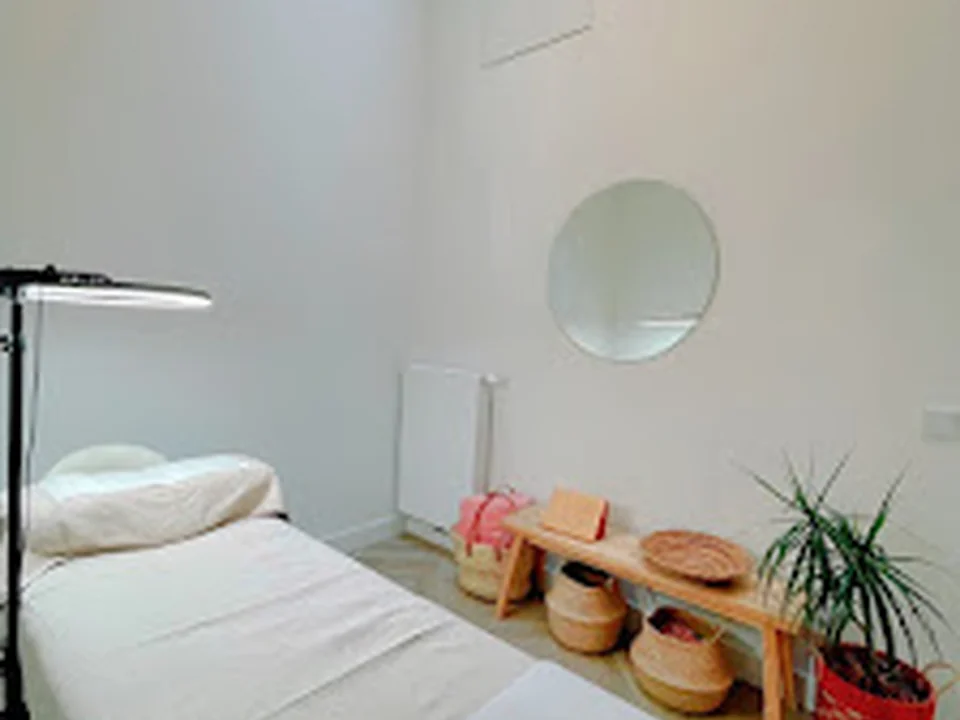 Chiru lashes, Amsterdam