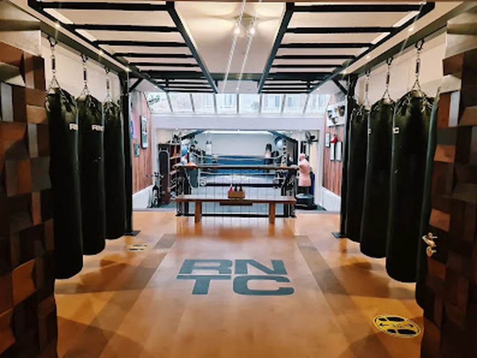 Robby Nelson Training Club, Amsterdam