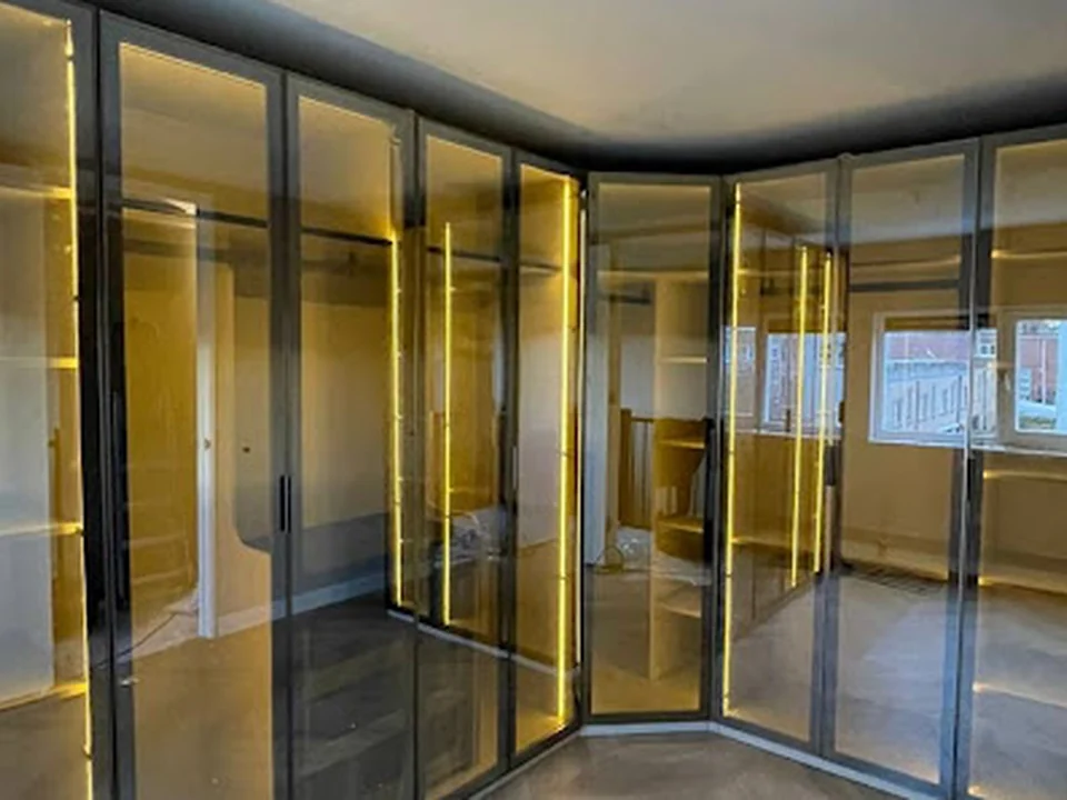Montage Service Nederland, Amsterdam