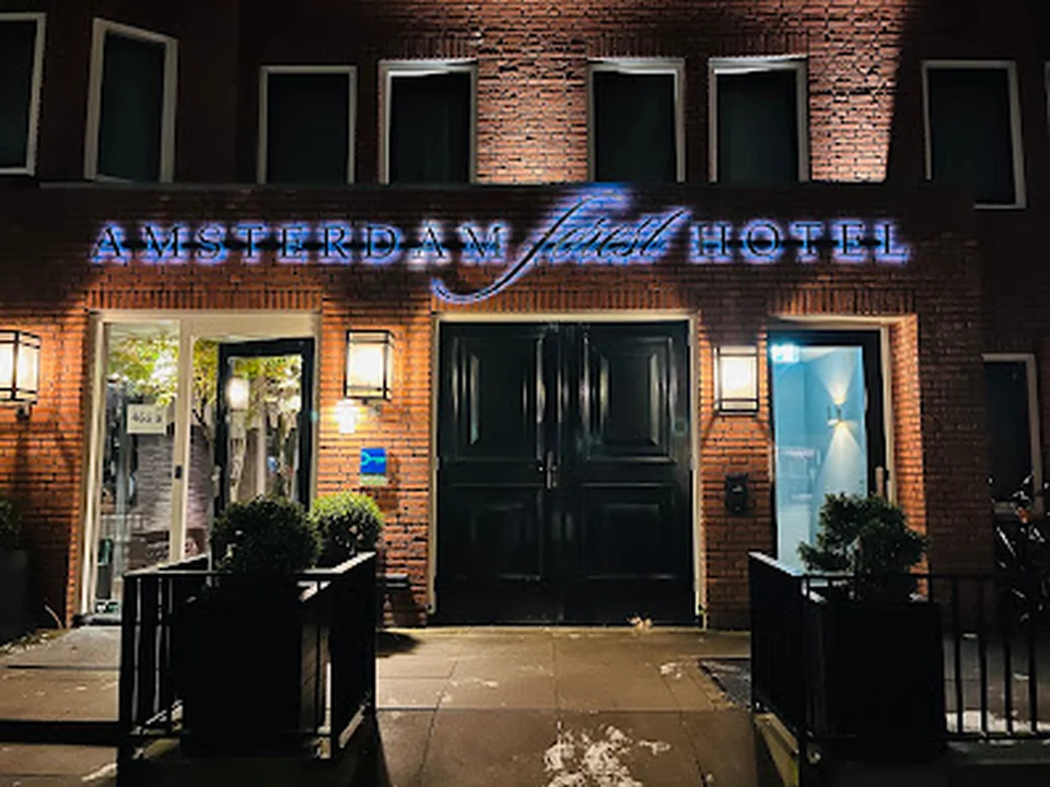 Amsterdam Forest Hotel