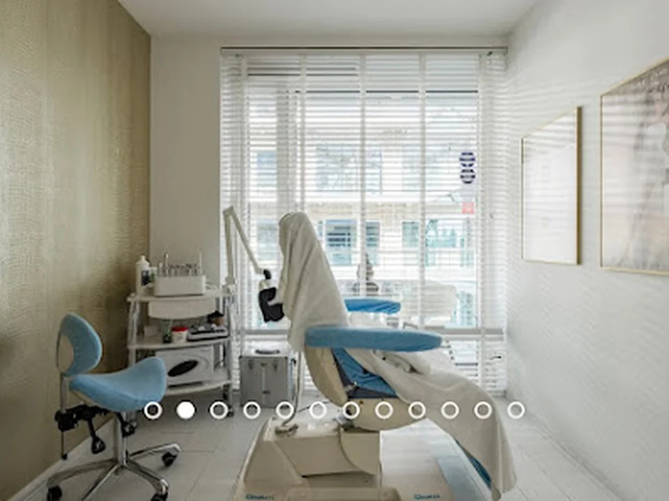 Les Cils, Amsterdam