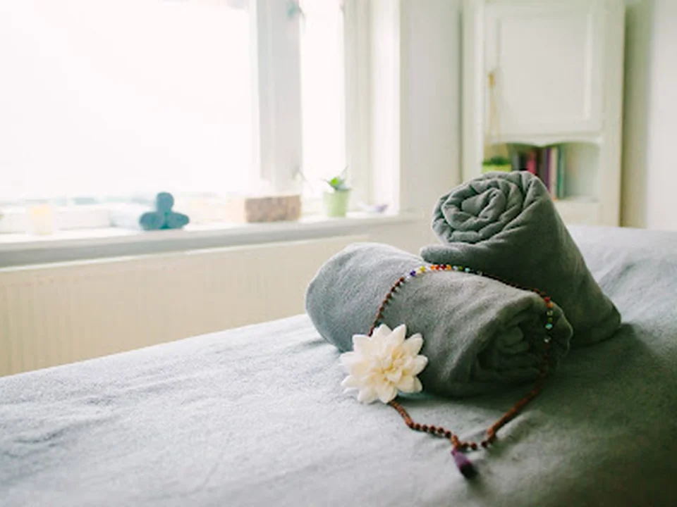 Yoga Hands massage & yoga, Amsterdam