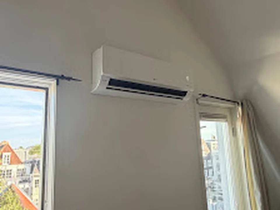 Airpro, Amsterdam