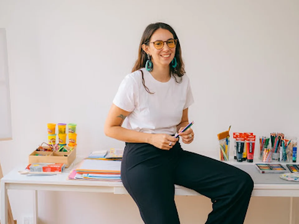 Eva Papastergiou Psychologist & Art Psychotherapist (Beeldende Therapeut), Amsterdam