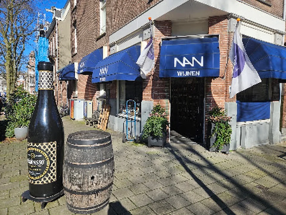 Wijnhandel Nan, Amsterdam