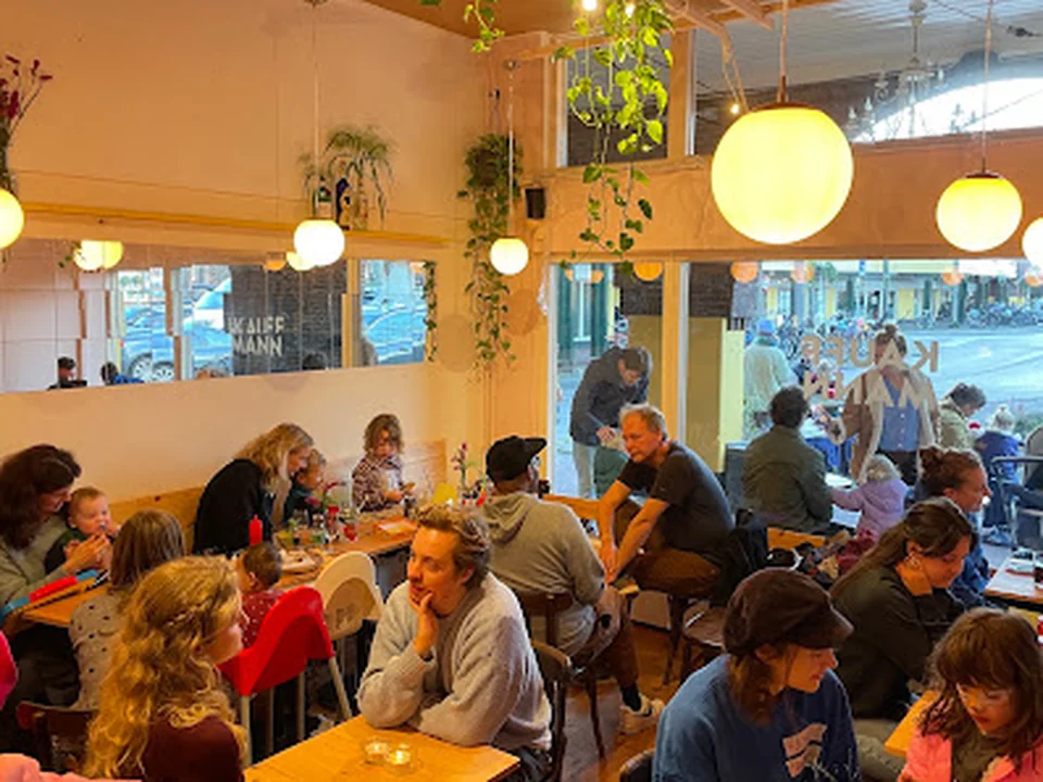 Bar Kauffmann, Amsterdam