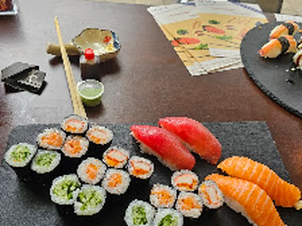 sunny sushi Amsterdam