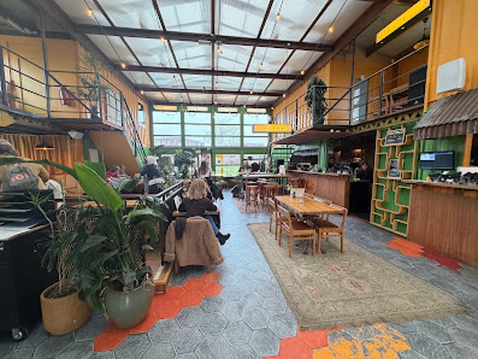 BUITEN | Café & Restaurant, Amsterdam