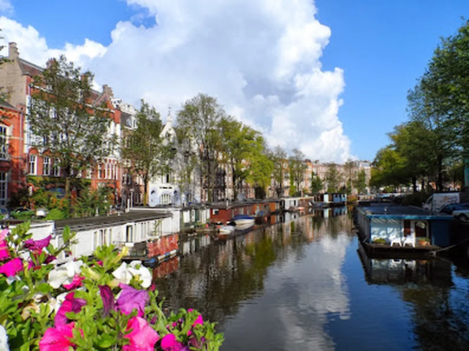 De Nieuwe Liefde, Amsterdam