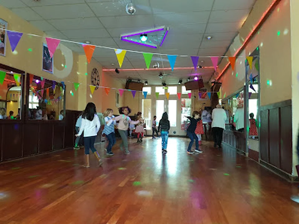 Dansschool Kluver, Amsterdam