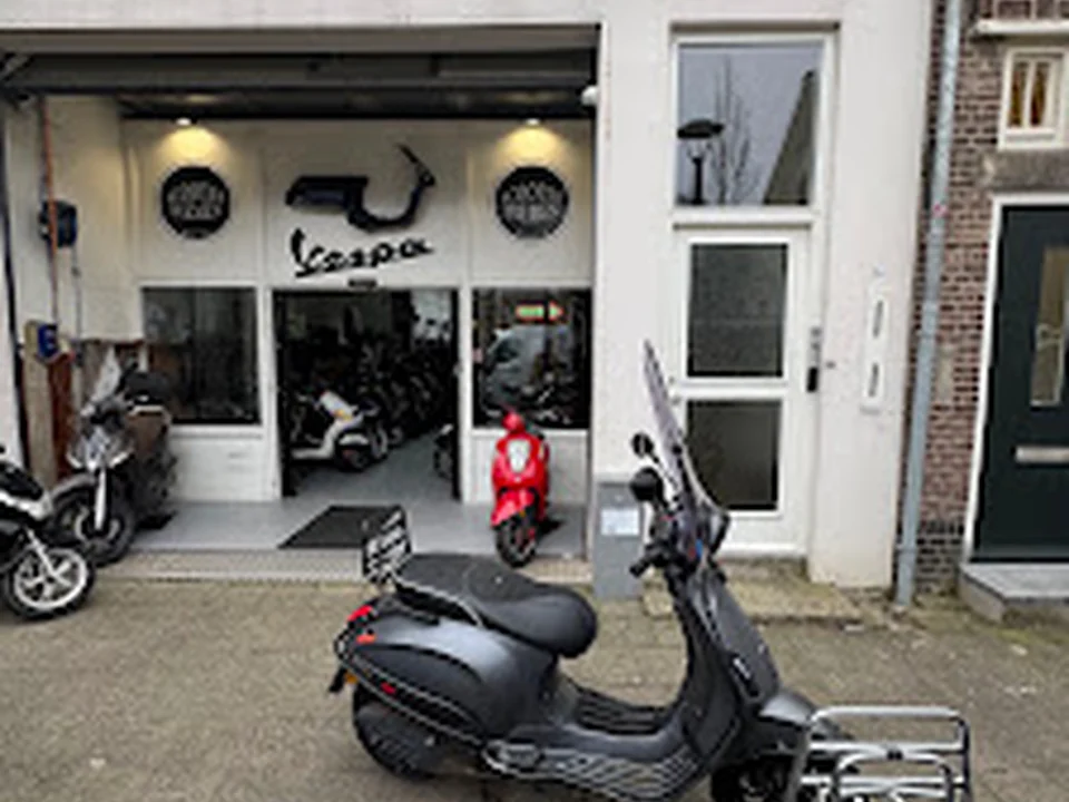Scooter Diemen, Amsterdam