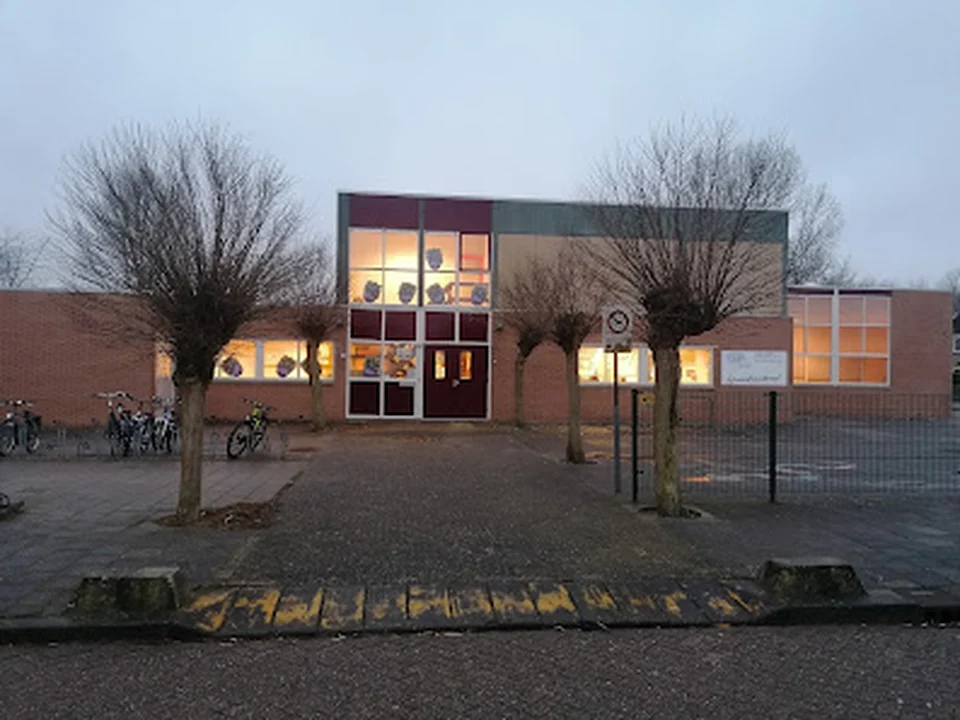Taalcentrum Almere, Amsterdam
