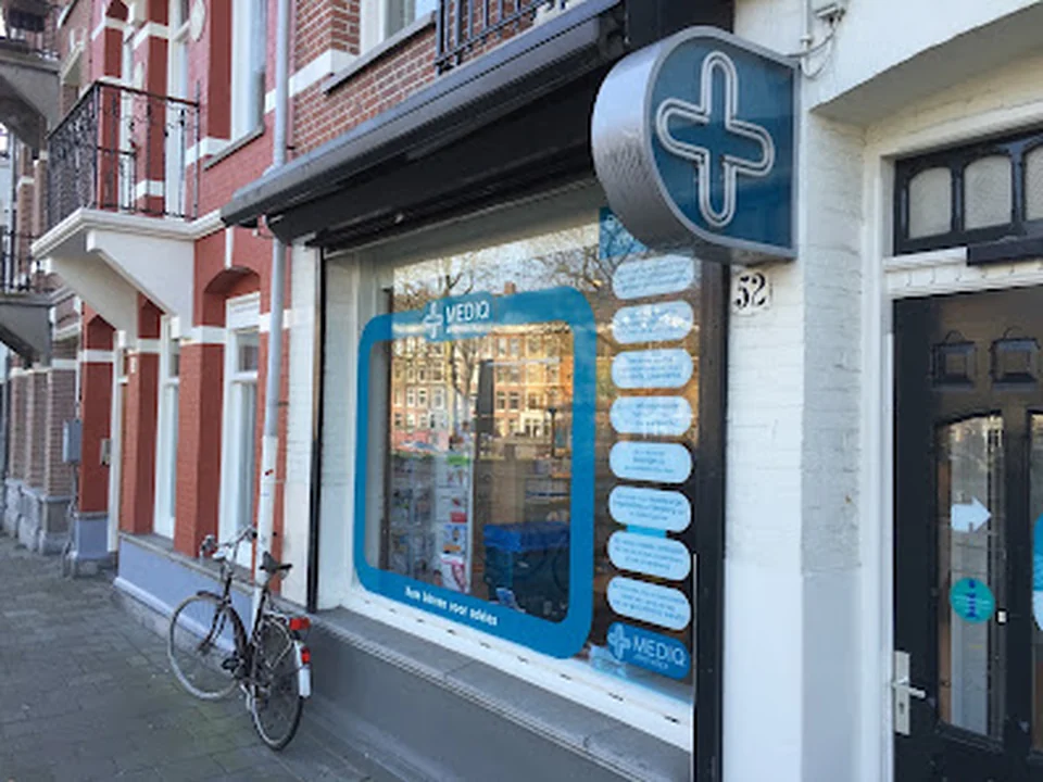 BENU Apotheek Zieseniss, Amsterdam