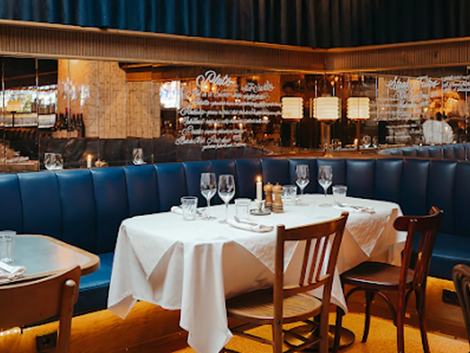Le French Café - Javastraat, Amsterdam