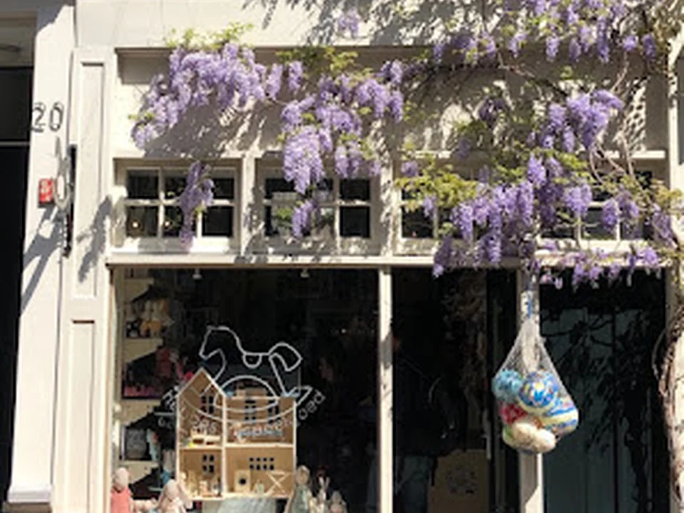 Hebbes in Speelgoed, Amsterdam