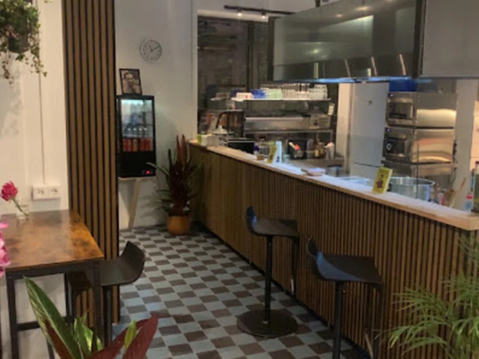 Toko Mansoor, Amsterdam