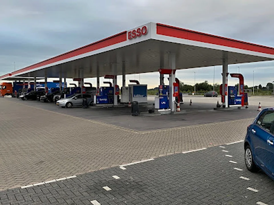 Esso Honswijck, Amsterdam