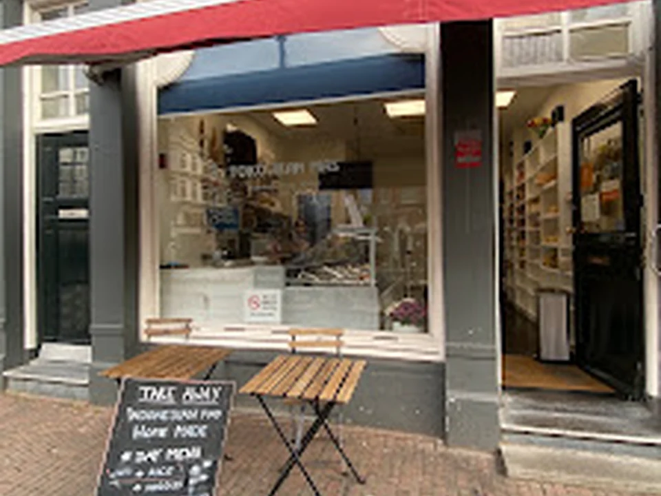 Toko Ikan Mas, Amsterdam