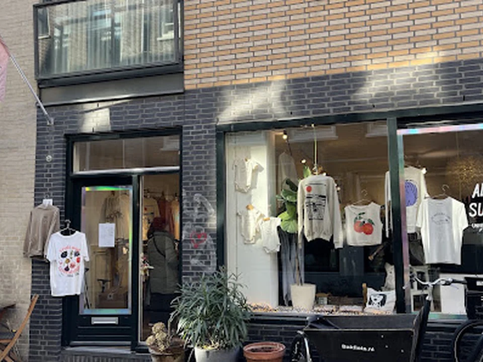 Almost Summer Store Amsterdam